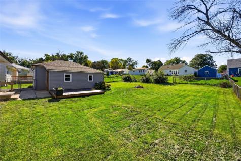 238 24th Street NW Cedar Rapids IA 52405