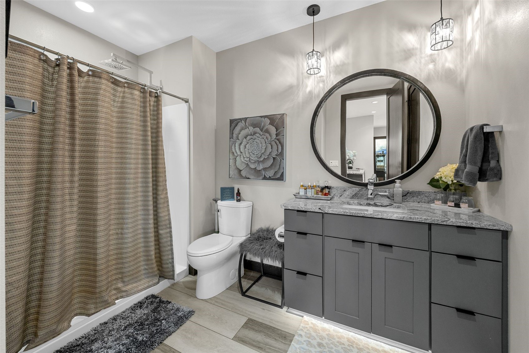 7505 Blairs Ferry Road Cedar Rapids IA 52411