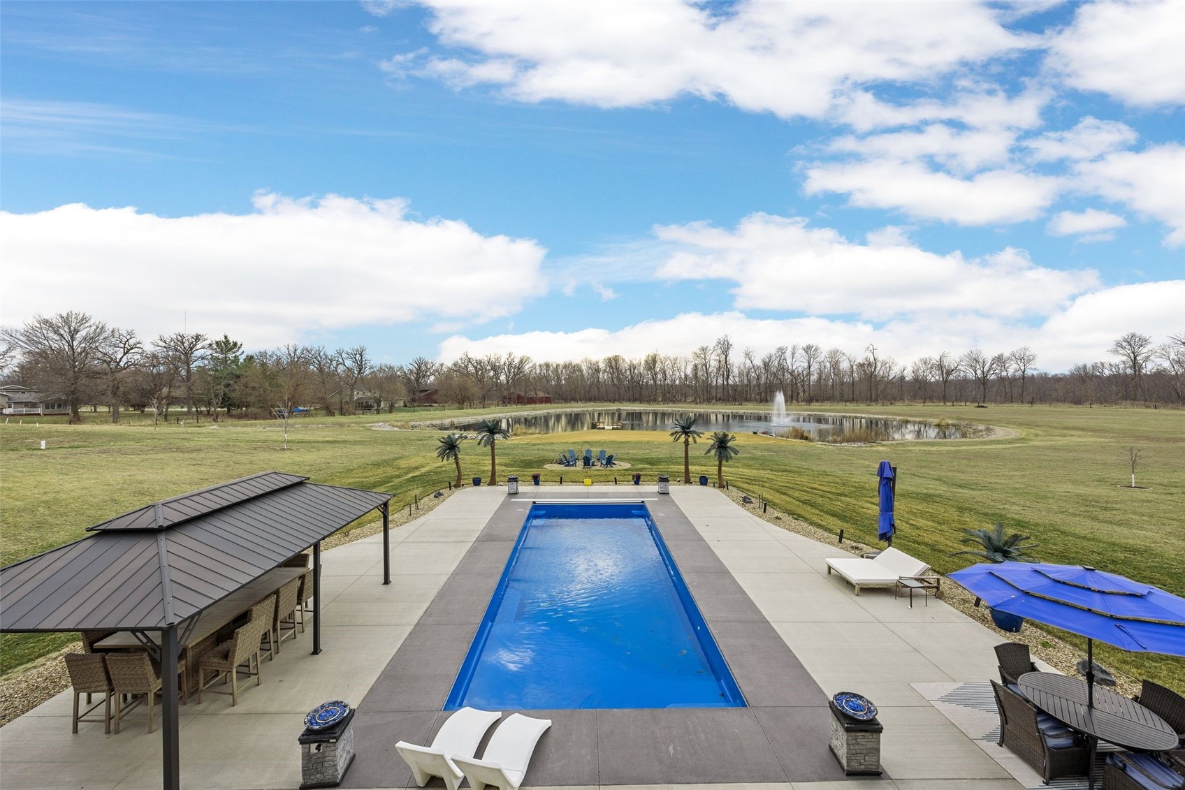 7505 Blairs Ferry Road Cedar Rapids IA 52411