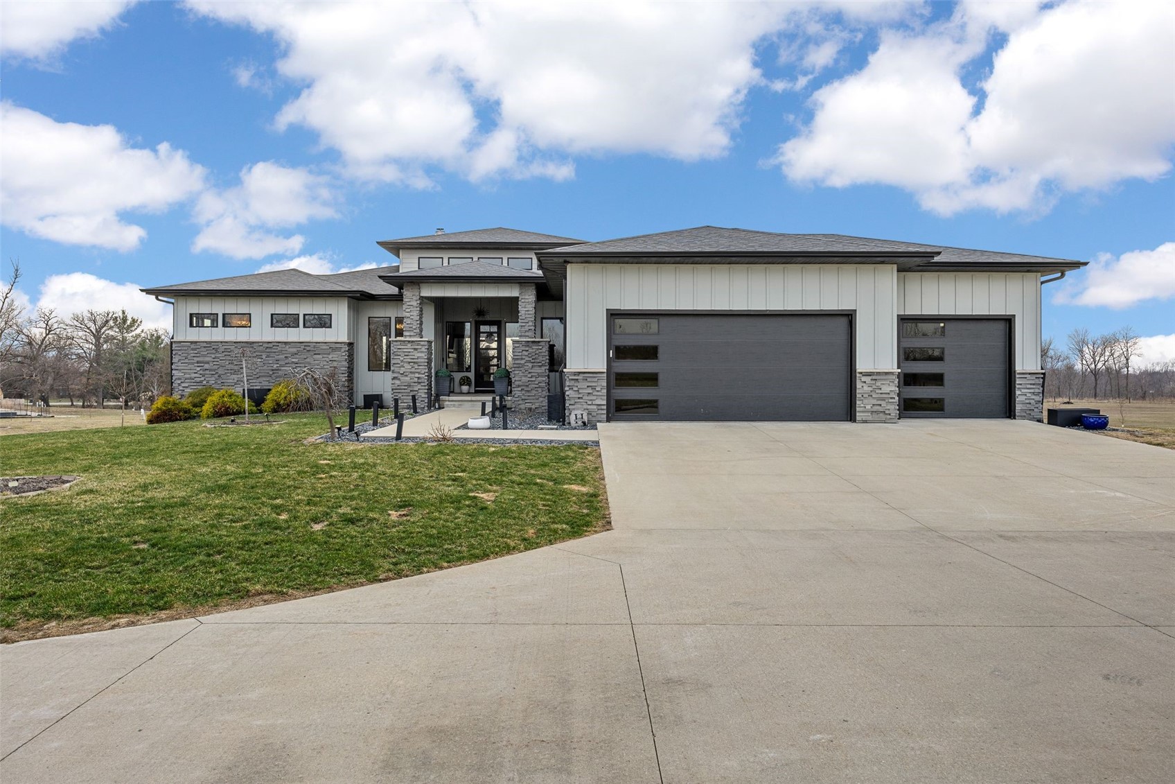 7505 Blairs Ferry Road Cedar Rapids IA 52411