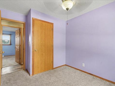 49 Devonwood Avenue SW Cedar Rapids IA 52404