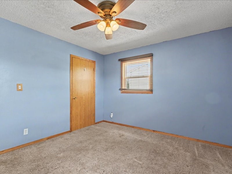 49 Devonwood Avenue SW Cedar Rapids IA 52404