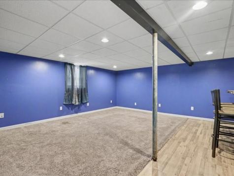 49 Devonwood Avenue SW Cedar Rapids IA 52404