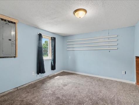 49 Devonwood Avenue SW Cedar Rapids IA 52404