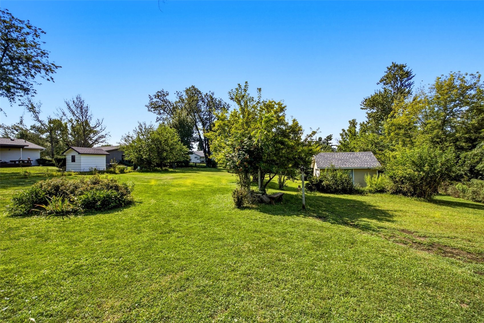 2261 Coldstream Avenue NE Cedar Rapids IA 52402