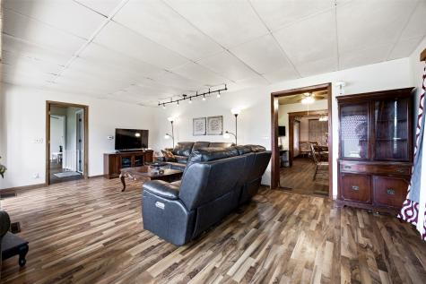 2261 Coldstream Avenue NE Cedar Rapids IA 52402