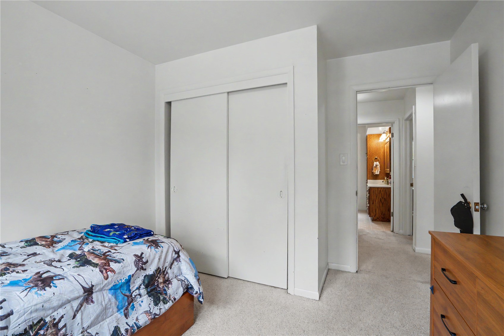 1229 Hertz Drive SE Cedar Rapids IA 52403