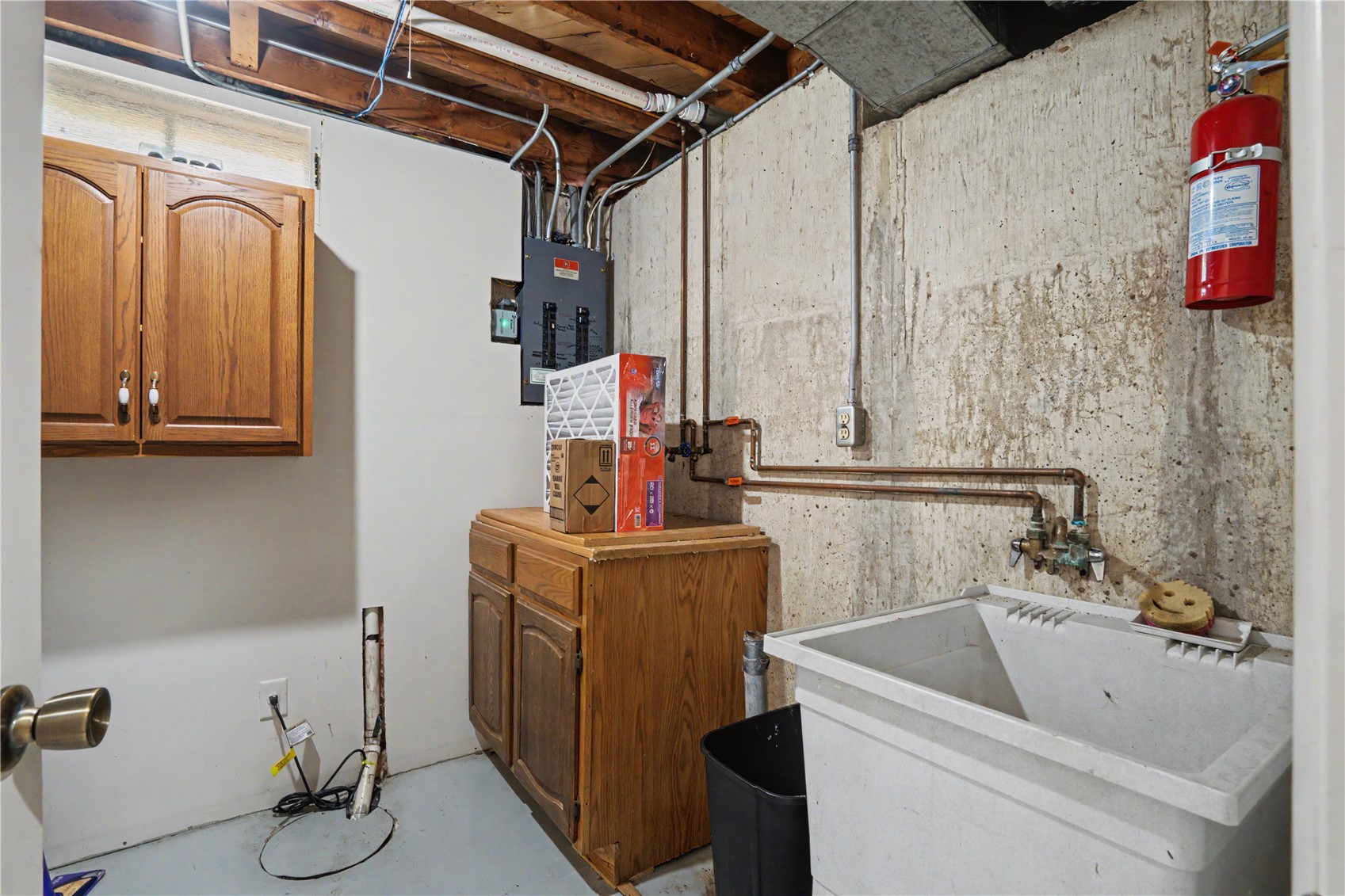 1229 Hertz Drive SE Cedar Rapids IA 52403