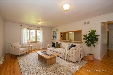 347 Koser Avenue Iowa City IA 52246