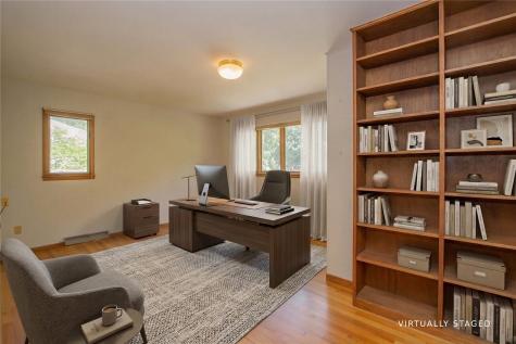 347 Koser Avenue Iowa City IA 52246