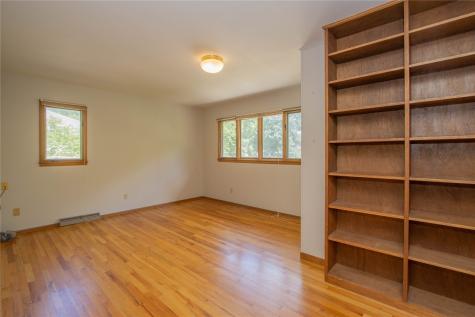 347 Koser Avenue Iowa City IA 52246
