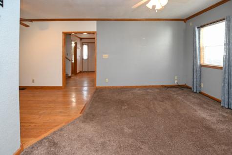 1322 J Street SW Cedar Rapids IA 52404