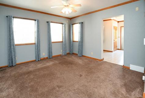 1322 J Street SW Cedar Rapids IA 52404