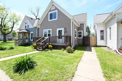 1322 J Street SW Cedar Rapids IA 52404