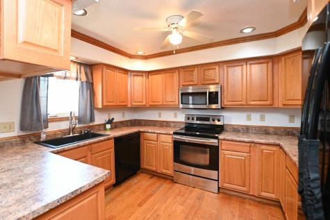 1322 J Street SW Cedar Rapids IA 52404