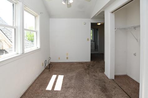 1322 J Street SW Cedar Rapids IA 52404