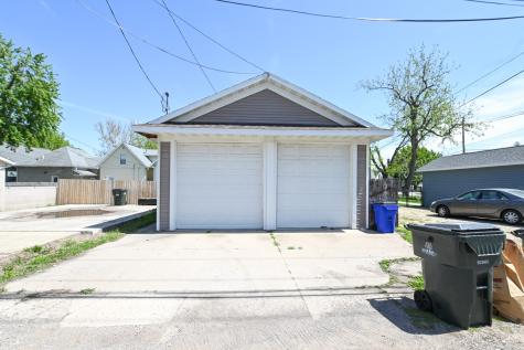 1322 J Street SW Cedar Rapids IA 52404