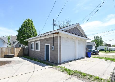 1322 J Street SW Cedar Rapids IA 52404