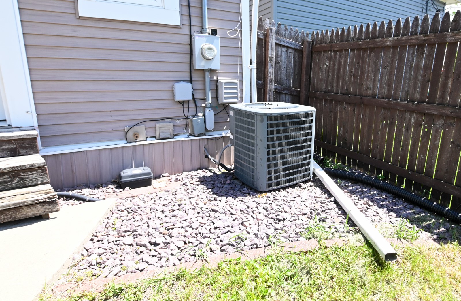 1322 J Street SW Cedar Rapids IA 52404