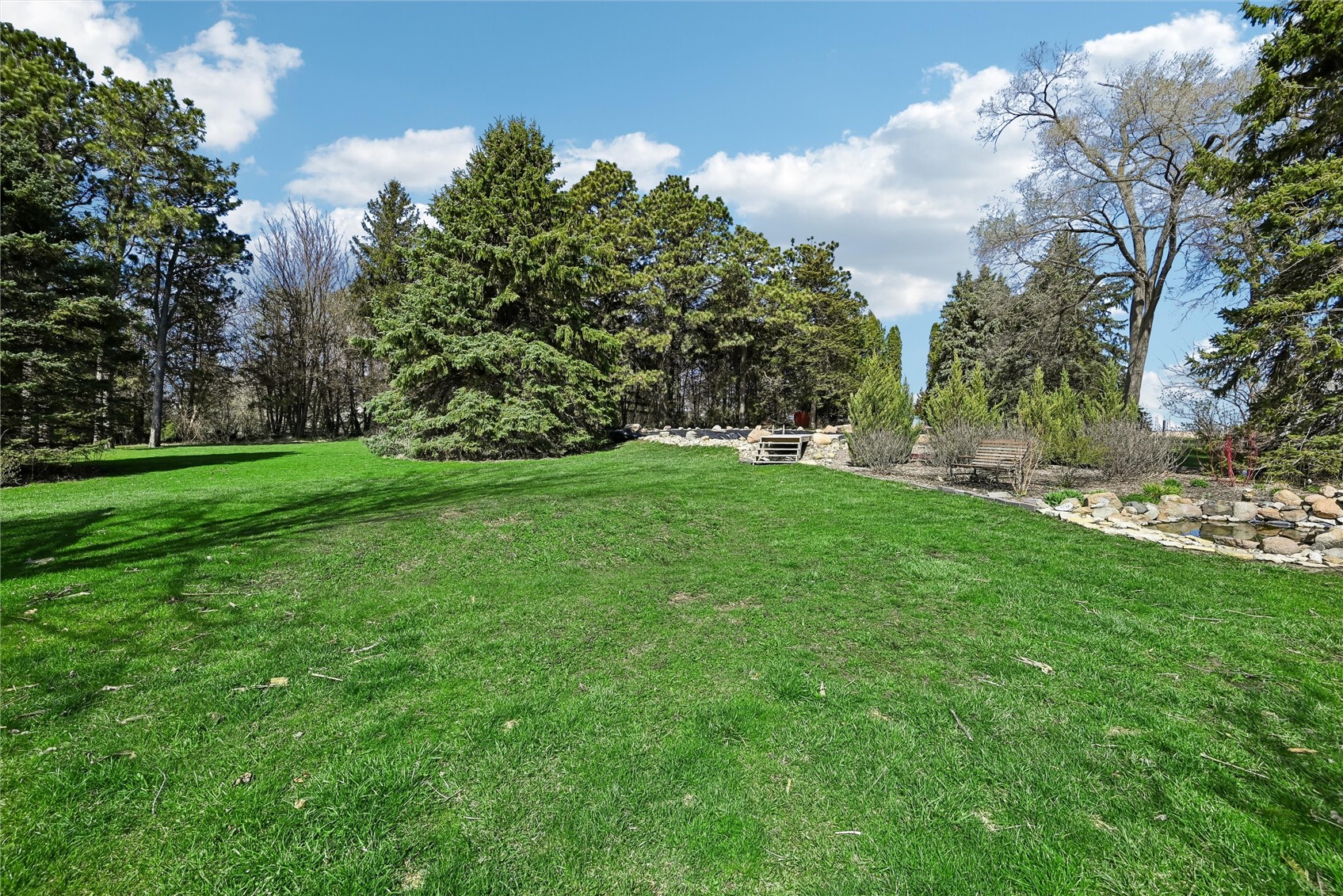 2859 51st Street Walker IA 52352