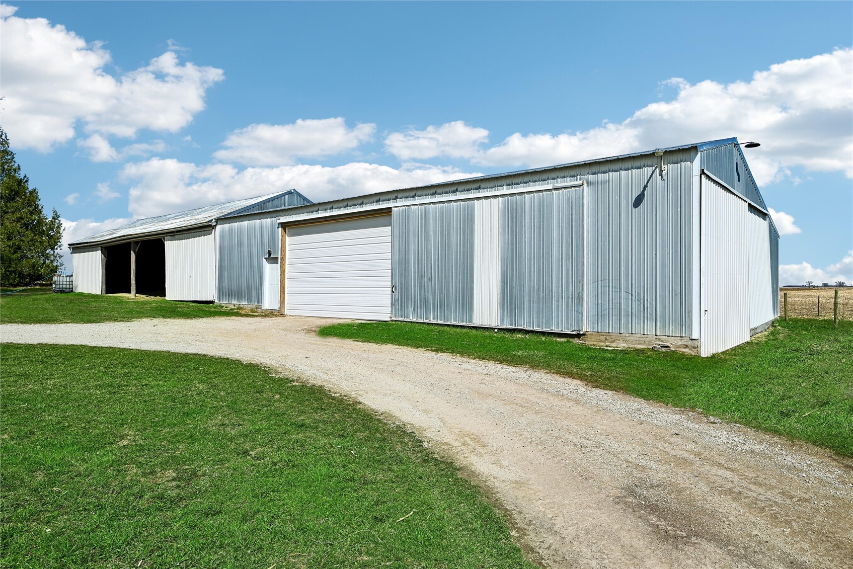 2859 51st Street Walker IA 52352