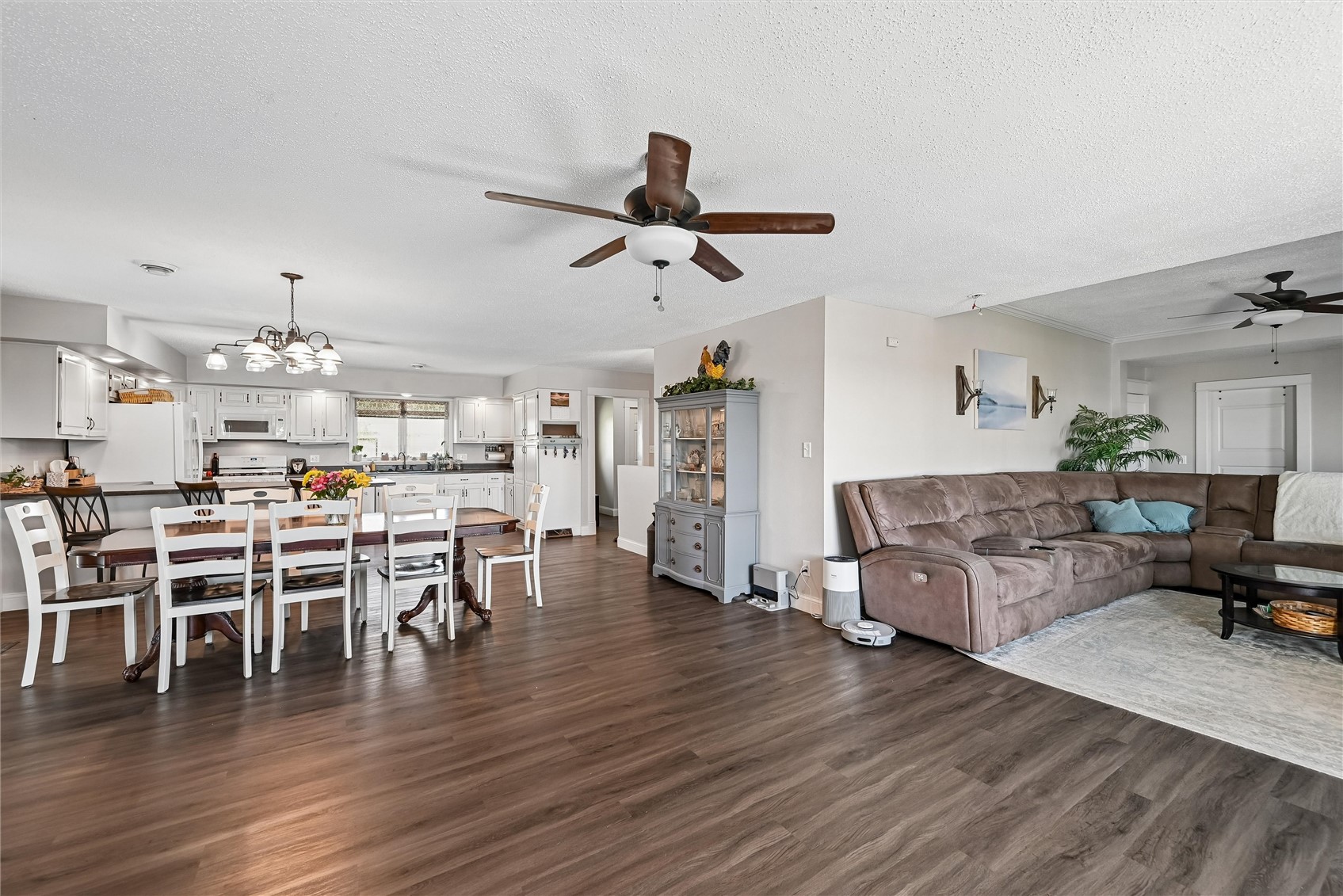 2859 51st Street Walker IA 52352