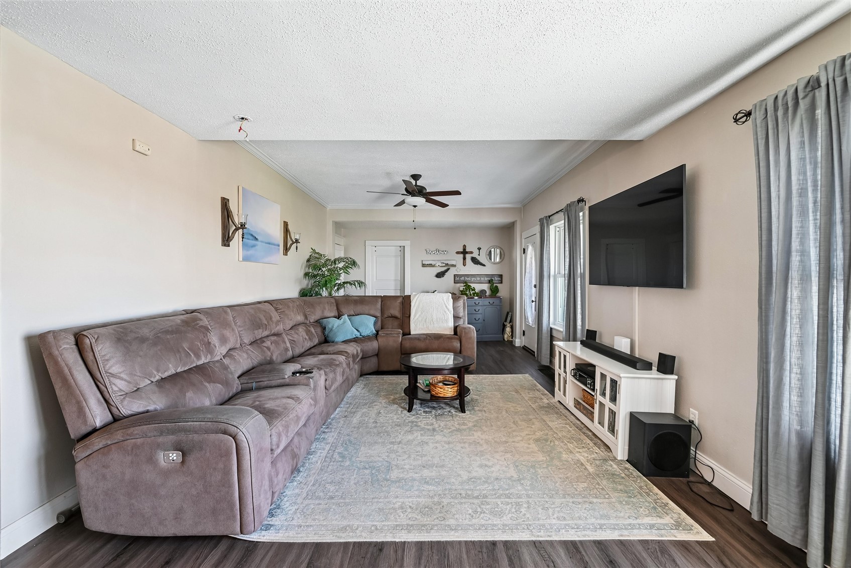 2859 51st Street Walker IA 52352