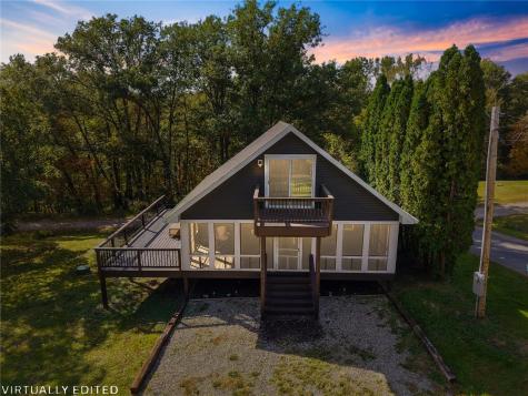 4068 Western Drive Brooklyn IA 52211