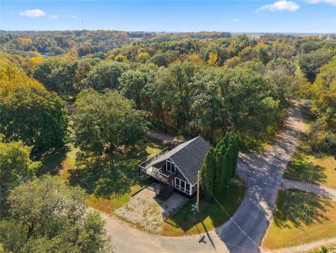 4068 Western Drive Brooklyn IA 52211