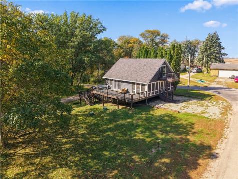 4068 Western Drive Brooklyn IA 52211