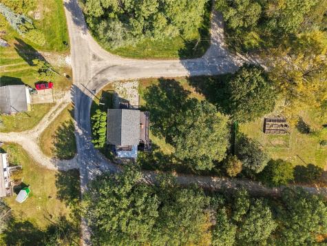 4068 Western Drive Brooklyn IA 52211