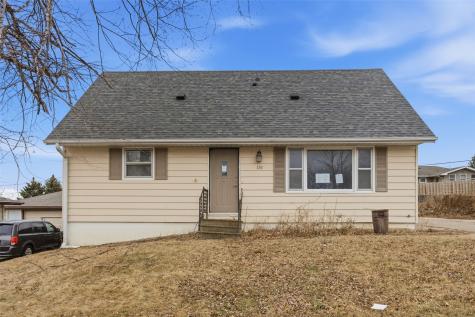 131 Red Wing Road SW Cedar Rapids IA 52404