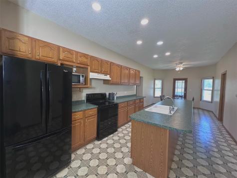 110 12th Street SE Oelwein IA 50662