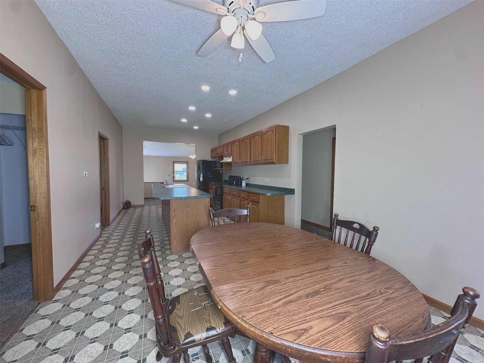 110 12th Street SE Oelwein IA 50662