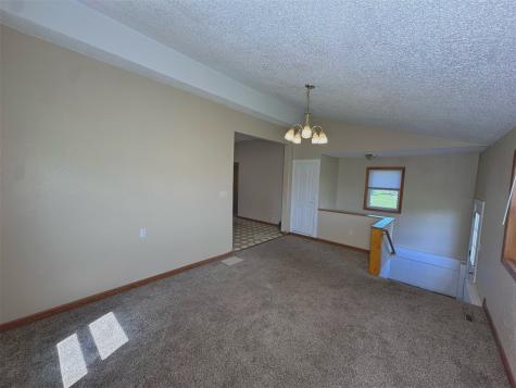 110 12th Street SE Oelwein IA 50662