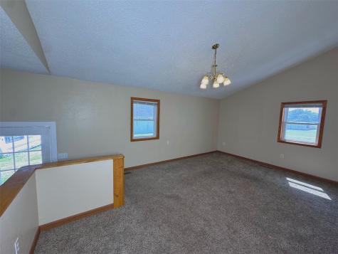 110 12th Street SE Oelwein IA 50662