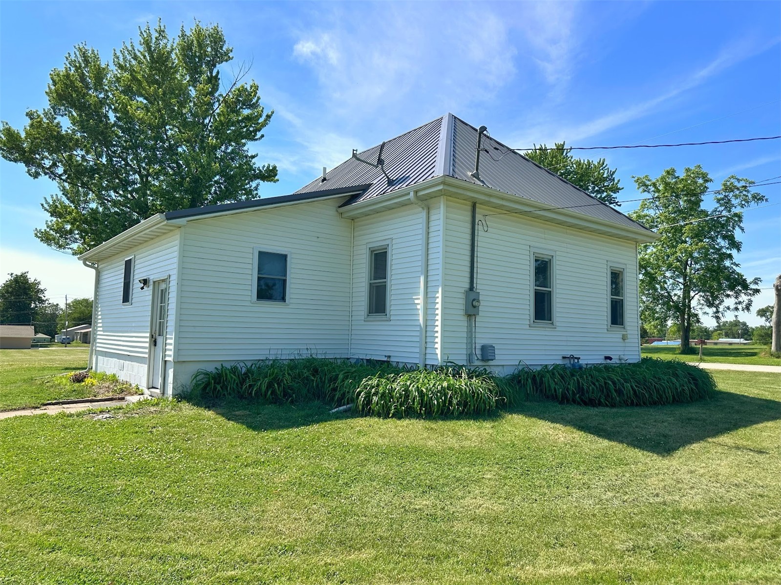 110 12th Street SE Oelwein IA 50662