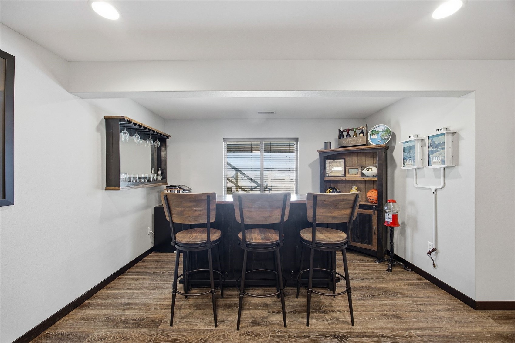 702 Raymond Drive Solon IA 52333
