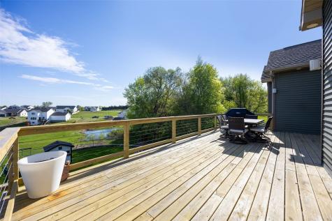 702 Raymond Drive Solon IA 52333