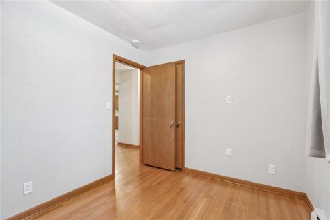 2220 Brockman Avenue Marion IA 52302