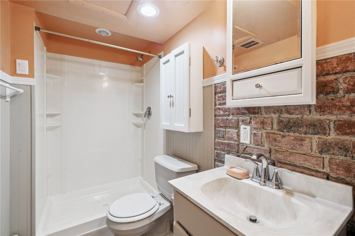 2220 Brockman Avenue Marion IA 52302