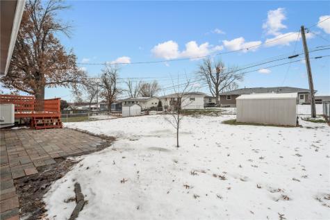 2220 Brockman Avenue Marion IA 52302