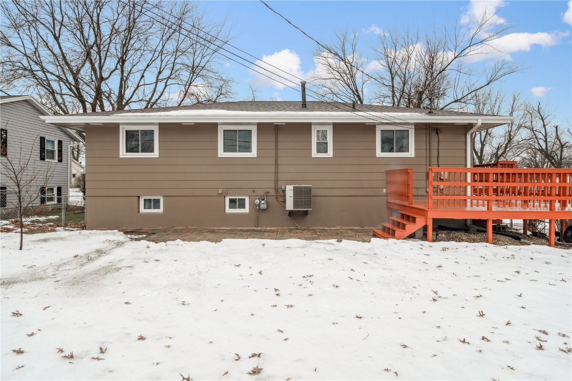 2220 Brockman Avenue Marion IA 52302