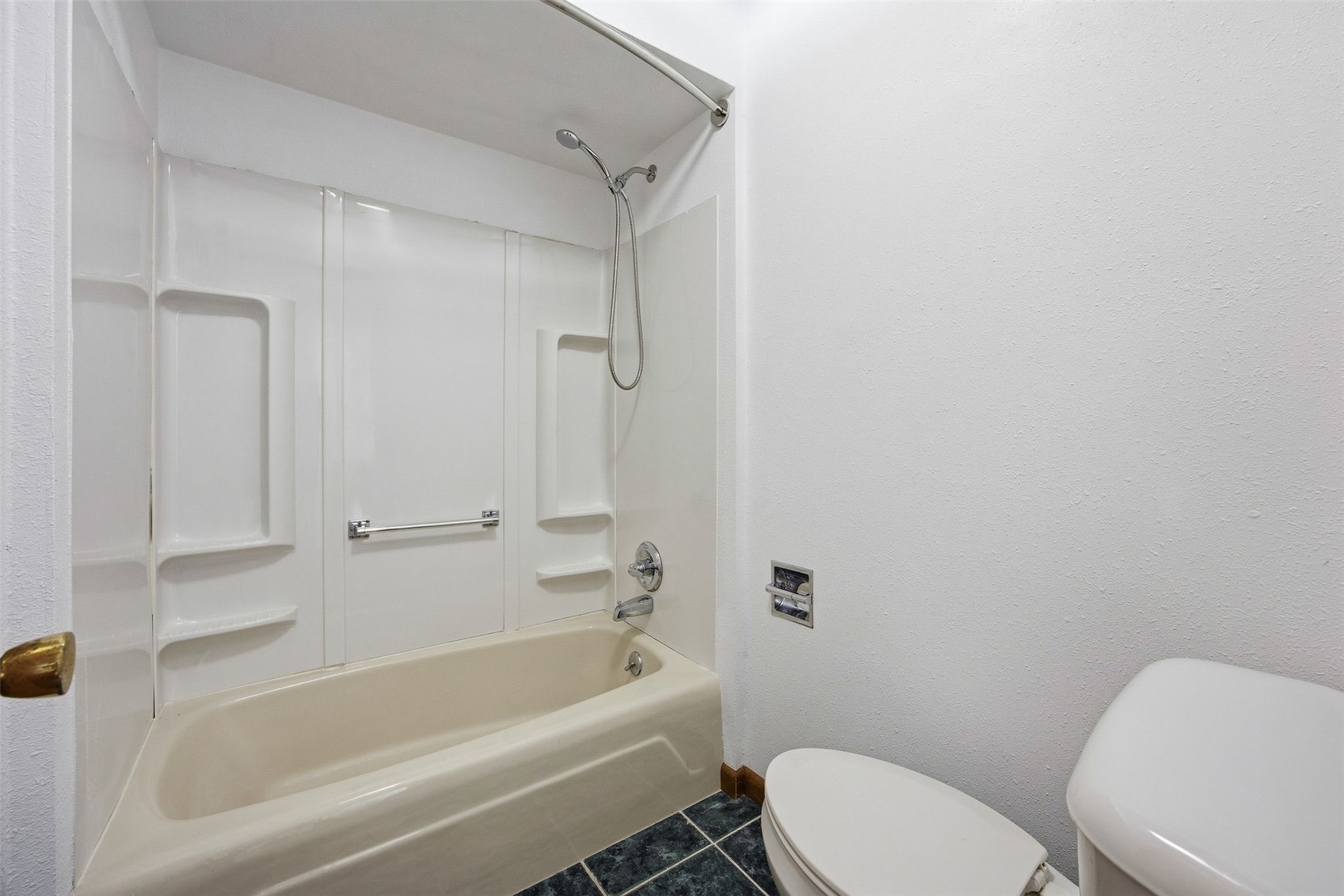 604 S Todds Ferry Conesville IA 52739