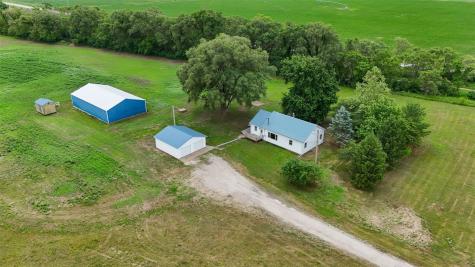 604 S Todds Ferry Conesville IA 52739