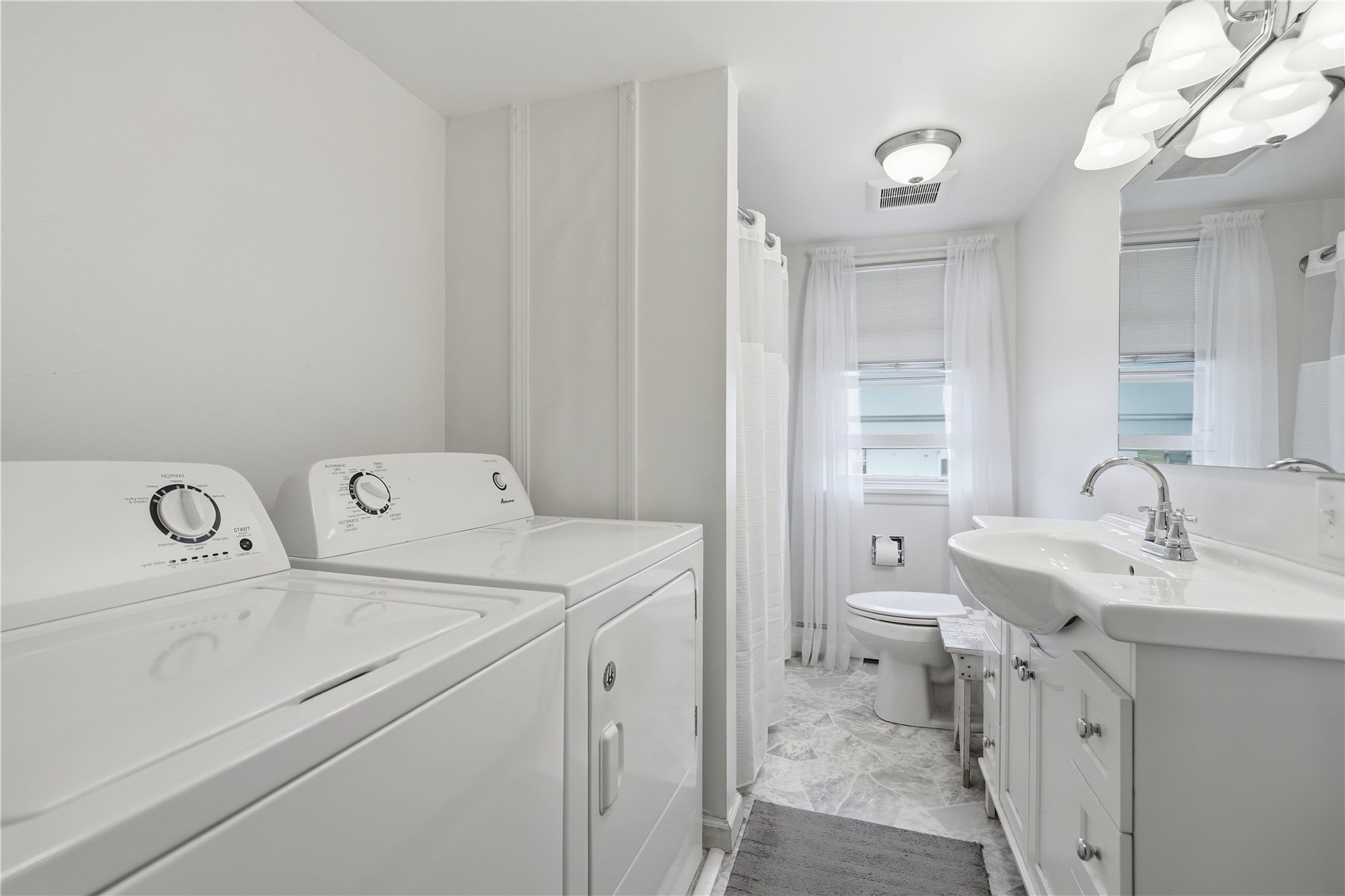 404 Hall Avenue Lowden IA 52255