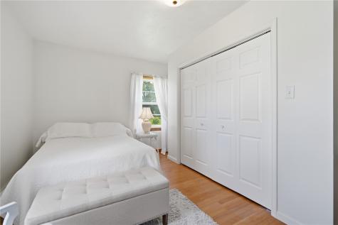 404 Hall Avenue Lowden IA 52255