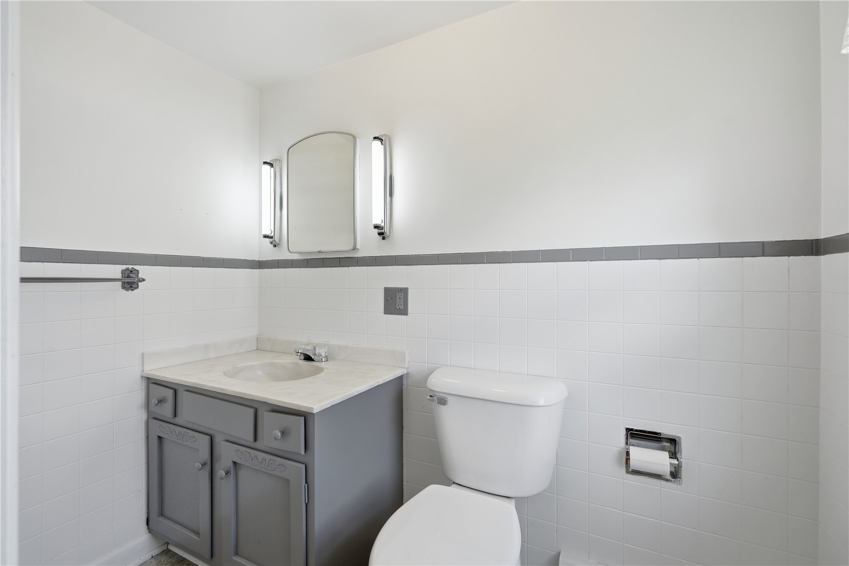 404 Hall Avenue Lowden IA 52255