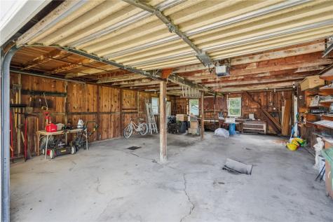 404 Hall Avenue Lowden IA 52255
