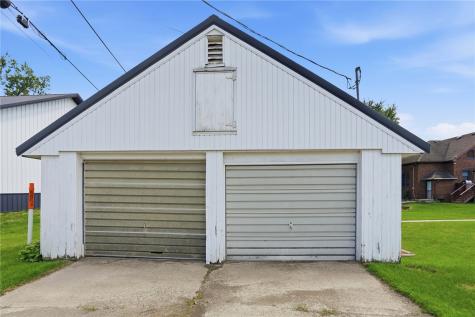 404 Hall Avenue Lowden IA 52255